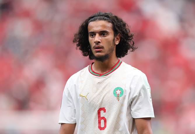 بوعدي يغيب عن مباراة ليل أمام أنجيه بعد حسم انتقاله إلى مانشستر سيتي