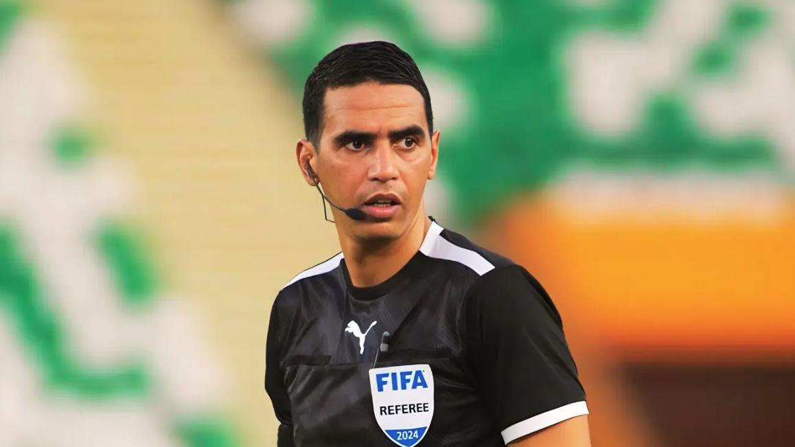 طاقم مغربي يقود نهائي خليجي 27 بين السعودية والإمارات